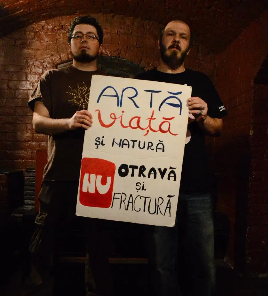 No Fracking campaign — Luna Amară